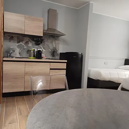 Idomeneo 63 Bed and breakfast 4*