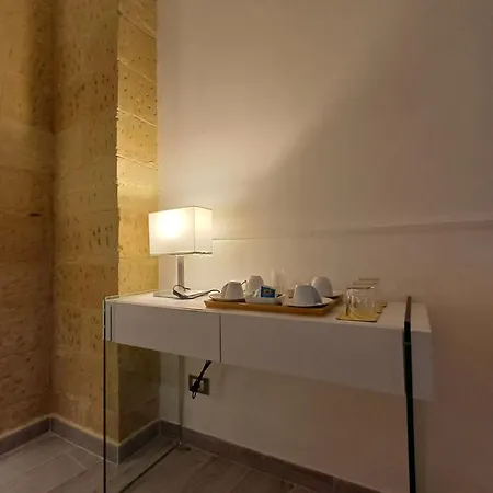 Oda ve Kahvaltı Idomeneo 63 Lecce