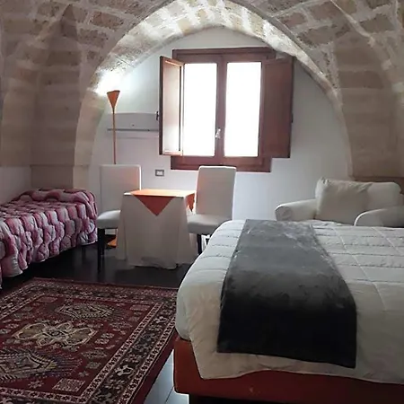 Bed & Breakfast Idomeneo 63 4*