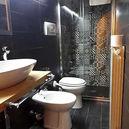 Idomeneo 63 Bed & Breakfast