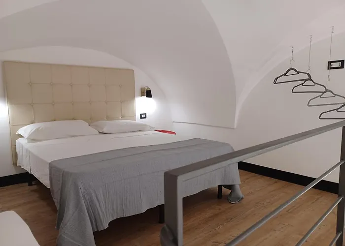 לינה וארוחת בוקר Idomeneo 63